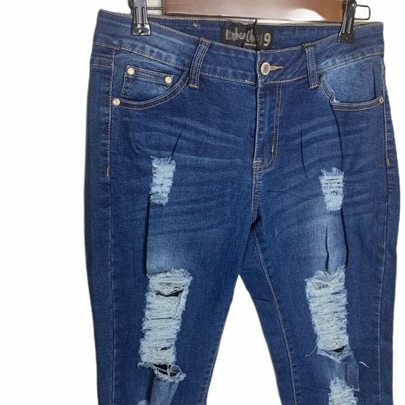 Urban Chic Slim Skinny Jeans Blue Dark Wash 9 NWT - Picture 2 of 9